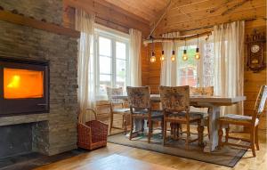 Χώρος καθιστικού στο Gorgeous Home In Bjorli With Wifi