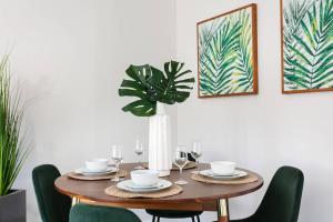 Fotografie z fotogalerie ubytování Luxury 2BR Apartment Great Area with Parking v destinaci Glendale + 31 fotografií