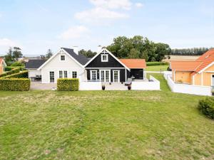 Gallery image of 5 star holiday home in Brenderup Fyn in Åbjerg