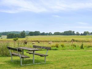 Gallery image of 5 star holiday home in Svebølle in Lille Fuglede