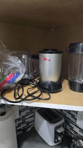 エドモントンにあるSelf contain suite Edmonton NWの食品加工器