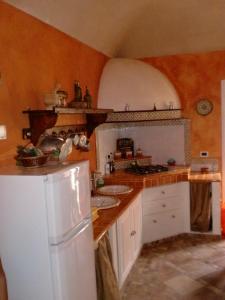 Kuchyňa alebo kuchynka v ubytovaní Favignana Margot House