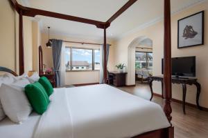 Televisyen dan/atau pusat hiburan di Baitong Heritage Hotel