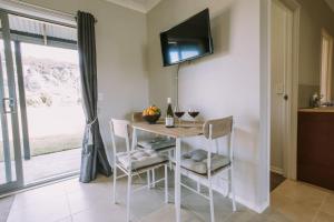 Μια τηλεόραση ή/και κέντρο ψυχαγωγίας στο Aubrey Lodge