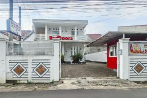 Hoone, kus külalistemaja asub