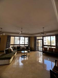 モンバサにあるBeachLuxe 3bdr Pool Beach Accessのギャラリーの写真