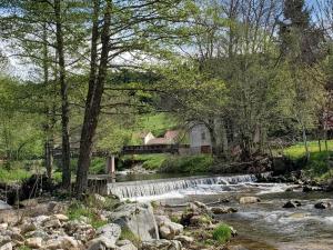 Gallery image of Camping Hôtel Les Airelles Montagne Ardéchoise in Saint-Cirgues-en-Montagne