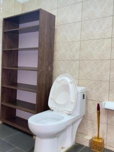 Ένα μπάνιο στο Kigali Great full Homes +44 φωτογραφίες