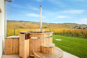 Příroda nedaleko prázdninového domu + 35 fotografií