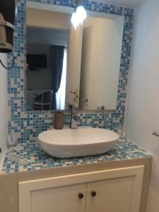 A bathroom at Hotel Sant'Anna