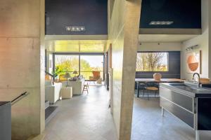 Posezení v ubytování Villa Angelu, Encanto Arquitectónico con Piscina Privada