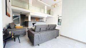 Ruang duduk di DakarByDays-DBD003-Appartement Adèle 1 chambre