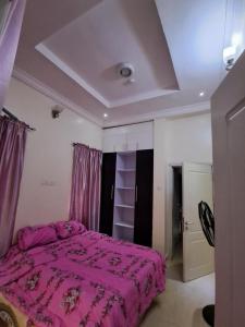 Postel nebo postele na pokoji v ubytování Exquisite Home 2 + 4 fotografie