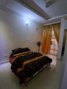 Postel nebo postele na pokoji v ubytování Exquisite Home 2