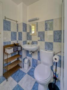 Koupelna v ubytování Le 33 Green Stay + 20 fotografií