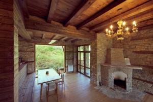 Fotografie z fotogalerie ubytování Leshten Guest Homes v destinaci Lešten