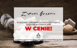 a sign with a bowl of white marshmallows at Folkowy Dworek SPA & Fun in Murzasichle