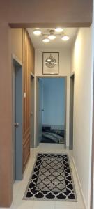 Ένα ή περισσότερα κρεβάτια σε δωμάτιο στο seri serindit homestay