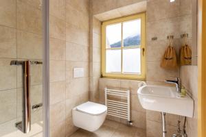 Koupelna v ubytování Pod Gora Boutique Hotel + 21 fotografií