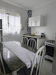 Nhà bếp/bếp nhỏ tại complete and comfortable apartment +40 ảnh