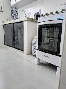 Nhà bếp/bếp nhỏ tại complete and comfortable apartment