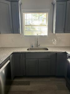 Φωτογραφία από το άλμπουμ του Welcome to this Modern listing in the Heart Of ATL στην Ατλάντα