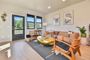 Gallery image of Mayflower Lakeside B5 - 203 in Heber City