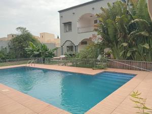 Bazén v ubytování AT home nebo v jeho okolí