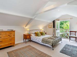 Postel nebo postele na pokoji v ubytování 1 bed property in Pennorth Brecon Beacons BN157
