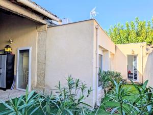 Budova, kde se prázdninový dům nachází