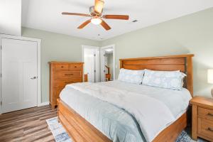 Ένα ή περισσότερα κρεβάτια σε δωμάτιο στο 6062 - Hummingbird Haven