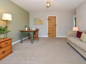 Photo de la galerie de l'établissement 1 Bed in Great Torrington 89636, à Great Torrington