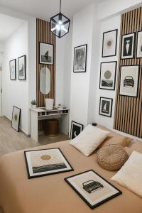 Ένα ή περισσότερα κρεβάτια σε δωμάτιο στο Niluna +100 φωτογραφίες