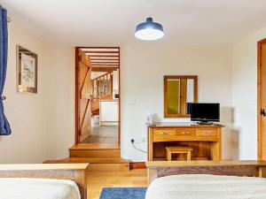 Et tv og/eller underholdning på 3 Bed in Clovelly BURFL