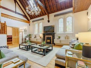 Χώρος καθιστικού στο 4 Bed in Whitwell 87435