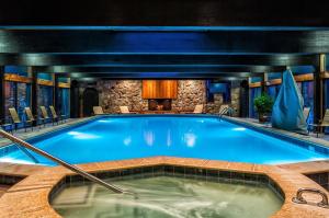 a large swimming pool in a hotel room at Cozy A-frame Cabin At Schuss Mt Ski, Golf in Bellaire