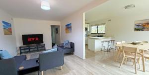 Η κουζίνα ή μικρή κουζίνα στο Beauna Vista Beach Retreat +10 φωτογραφίες