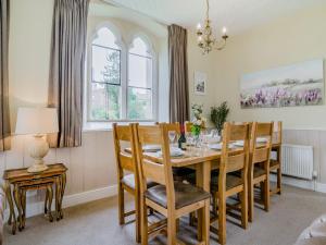 Istumisnurk majutusasutuses 4 Bed in Bridport 58847