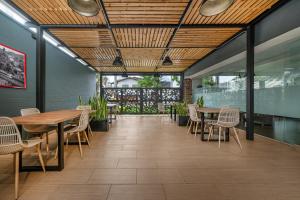 Restaurace v ubytování Vegas PH Suites + 32 fotografií