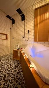 Koupelna v ubytování Casinhas do Morro