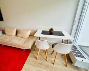 Un lugar para sentarse en Eastside Karlsruhe 8 fotos más