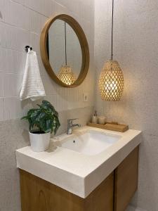 Ένα μπάνιο στο TwelveStones Pecatu-Uluwatu Pool, Jacuzzi&Beaches