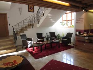 Posezení v ubytování Hotel Gasthof Käßer