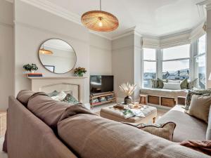 Телевизор и/или развлекательный центр в 6 Bed in Keswick 94361