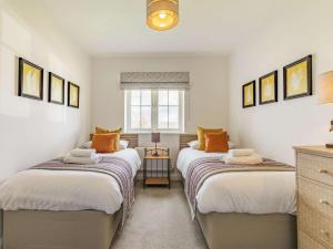 Ένα ή περισσότερα κρεβάτια σε δωμάτιο στο 3 Bed in Hackthorpe 86724