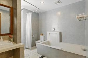 Koupelna v ubytování Nita By Vo Luxury Hotel