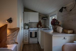 Η κουζίνα ή μικρή κουζίνα στο Sentrum Studio Haugesund