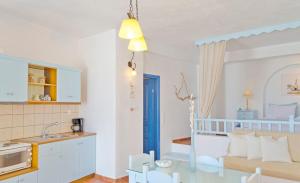 Fotografie z fotogalerie ubytování Aspro Mple v destinaci Astypalaia