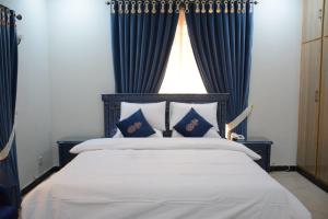 Postel nebo postele na pokoji v ubytování Civic Guest House