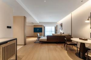 Ruang duduk di Four Points by Sheraton Chongqing